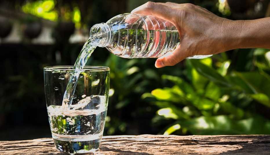 Why You’ll Never Drink Water During These Times No Matter How Thirsty You Are
