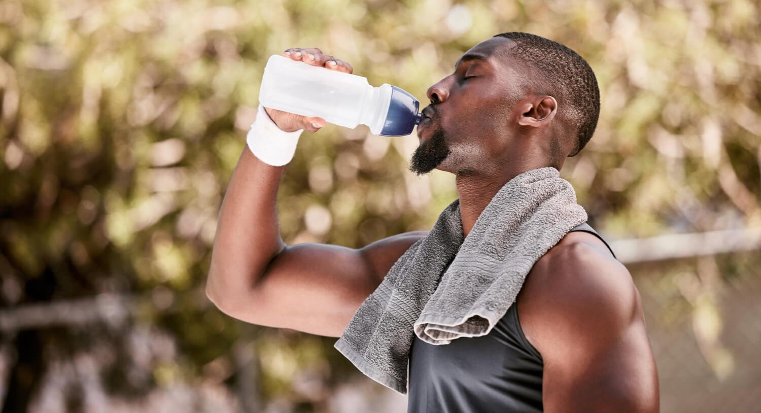 7 Warning Signs You’re Not Drinking Enough Water